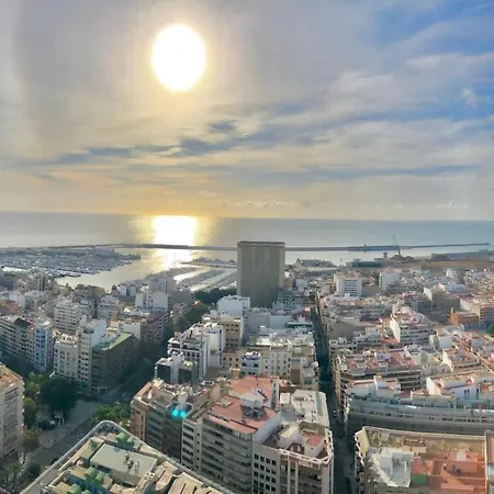 Luxury & Sea View Apartment Alicante